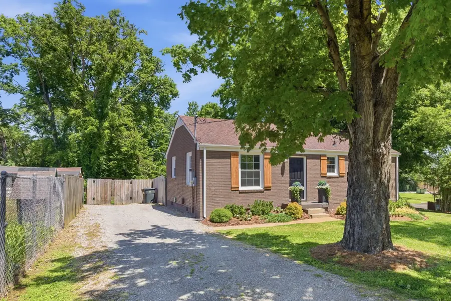 102 Desoto Dr, Nashville, TN 37210 - #2