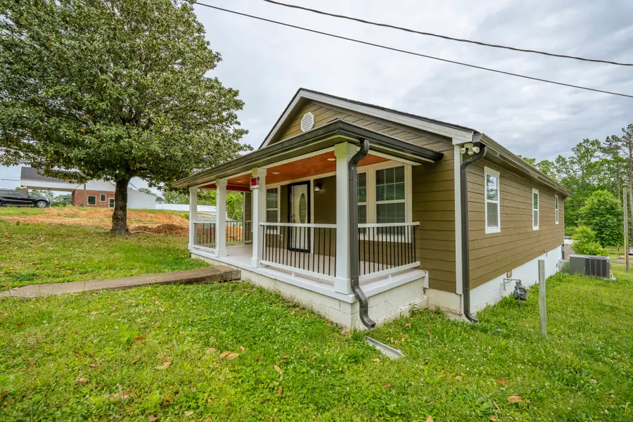 411 Highway 64 W, Waynesboro, TN 38485 - #2