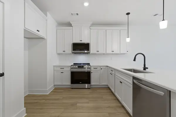 134 Valentine Aly, Nashville, TN 37218