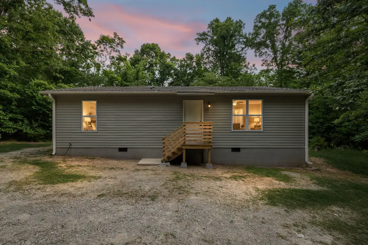 25 Stirling Rd, Camden, TN 38320 - #1