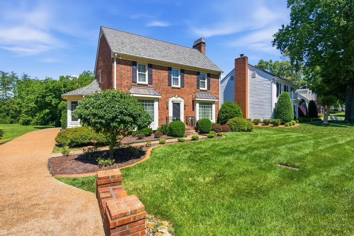 166 Cottonwood Dr, Franklin, TN 37069 - #1