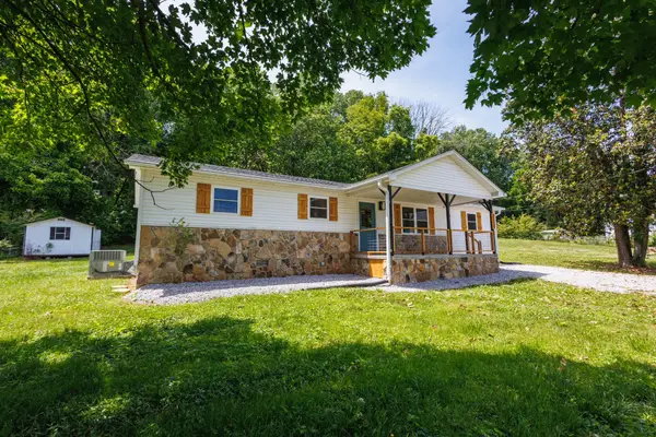 4543 S Creek Rd, Cookeville, TN 38506
