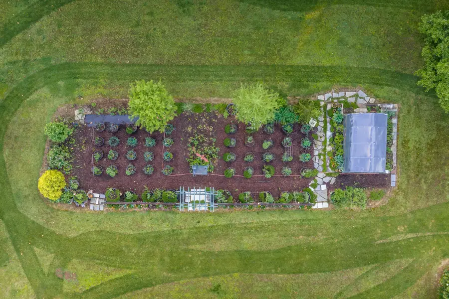 1098 Fred Gibbs Rd, White Bluff, TN 37187 - #3