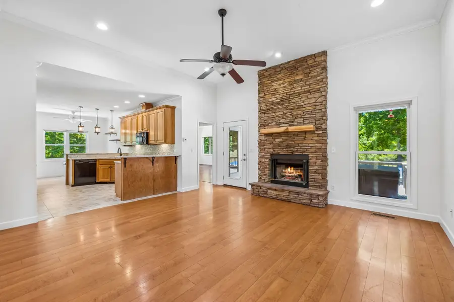 314 Ginger Dr, Dover, TN 37058 - #2