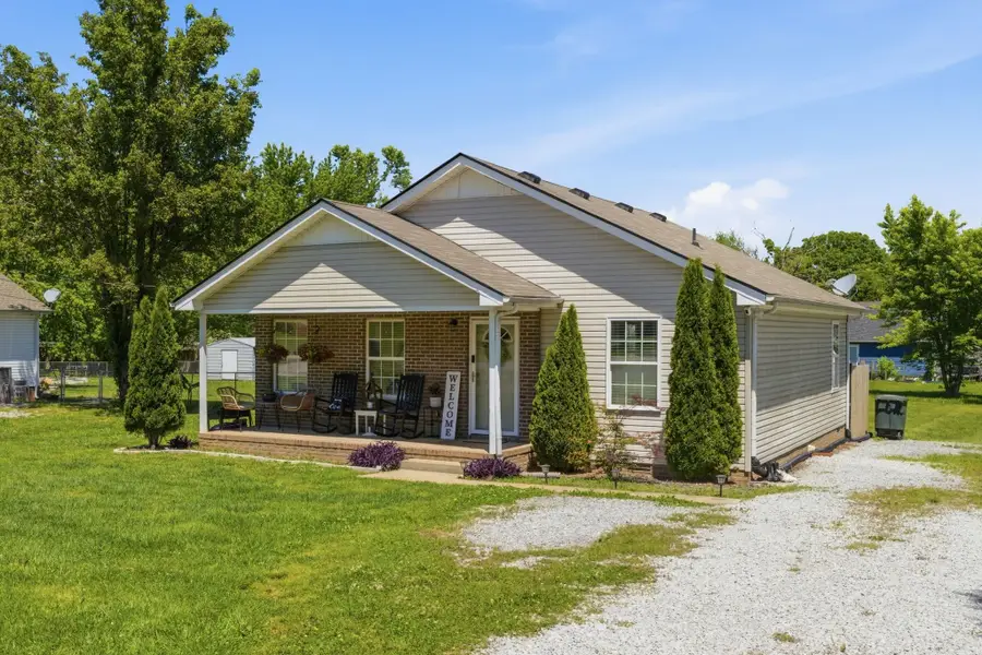 308 Hunter St, Portland, TN 37148 - #3