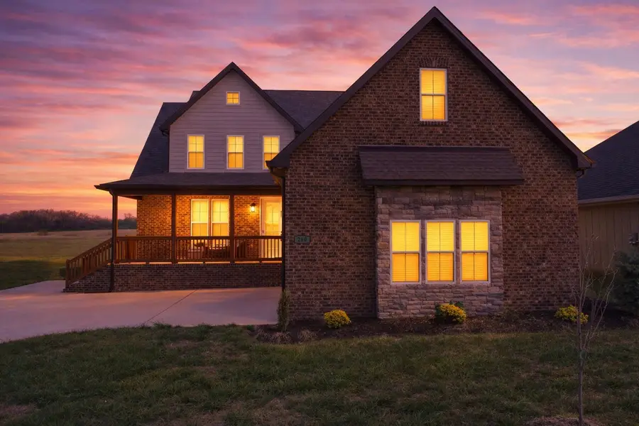 260 Lookout Dr, Winchester, TN 37398 - #2