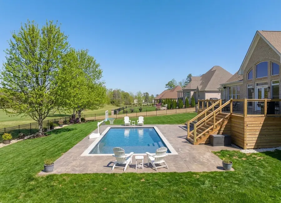 524 Country Club Dr, Dickson, TN 37055 - #3