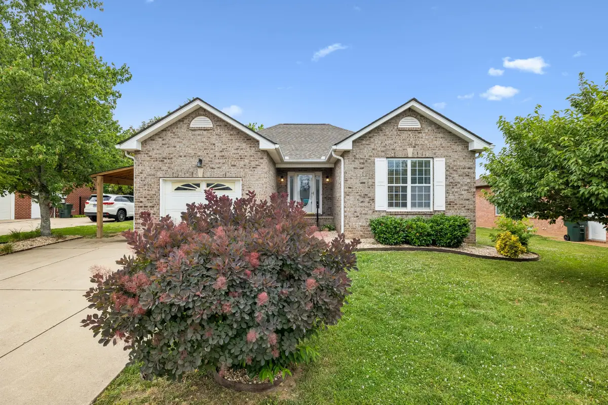 664 Community Ct, Gallatin, TN 37066 - #1