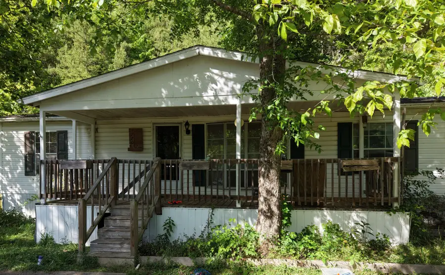 1720 Bear Creek Rd, Collinwood, TN 38450 - #2
