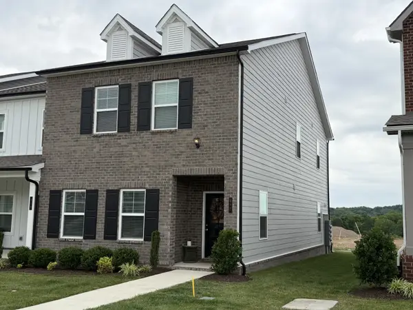 977 Nance Ln, Lebanon, TN 37087