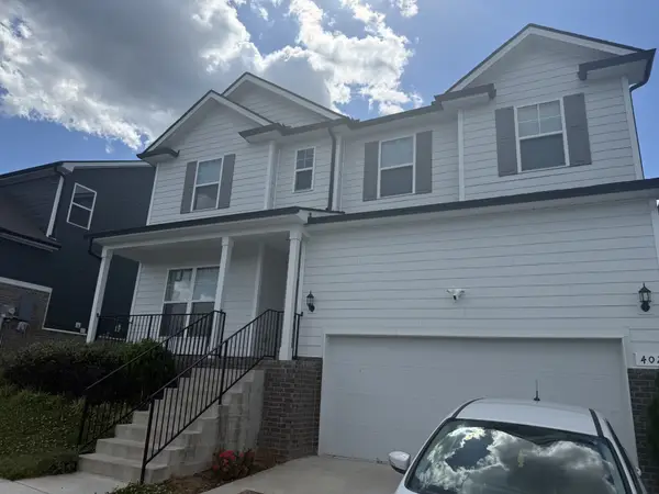 402 Jet Stream Dr, La Vergne, TN 37086