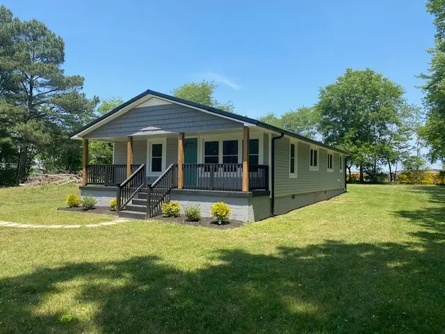 105 Mcgee Ln, Loretto, TN 38469 - #2