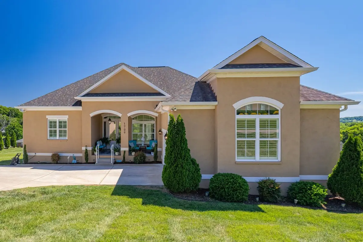 1709 Aster Dr, Columbia, TN 38401 - #1