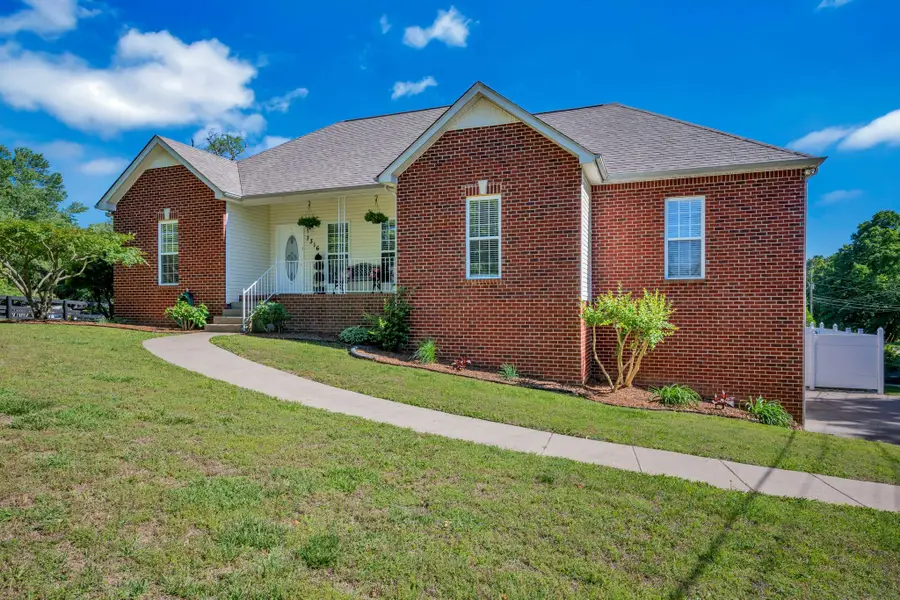 7316 Old Nashville Rd, Fairview, TN 37062 - #3