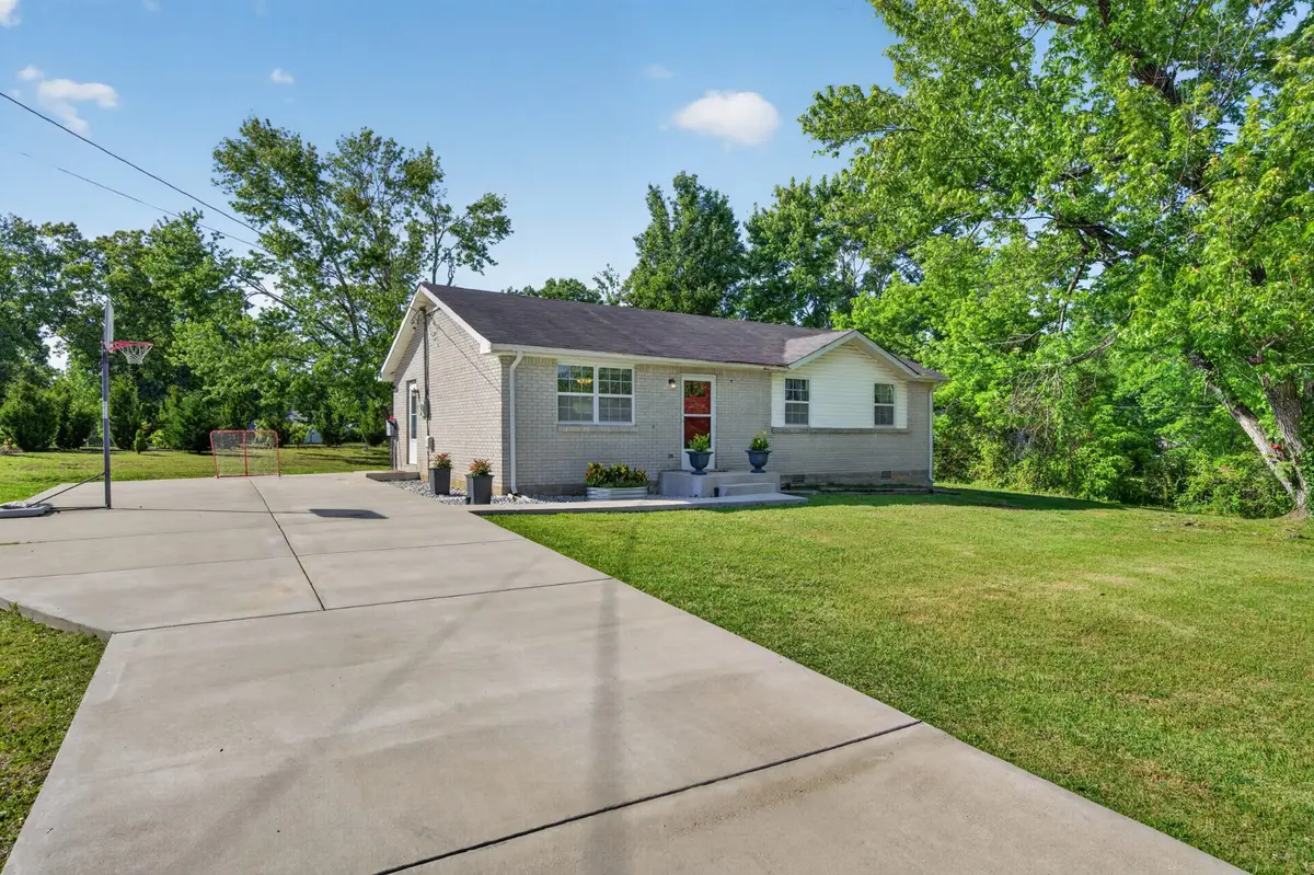 7103 Hall Ln, Fairview, TN 37062 - #1