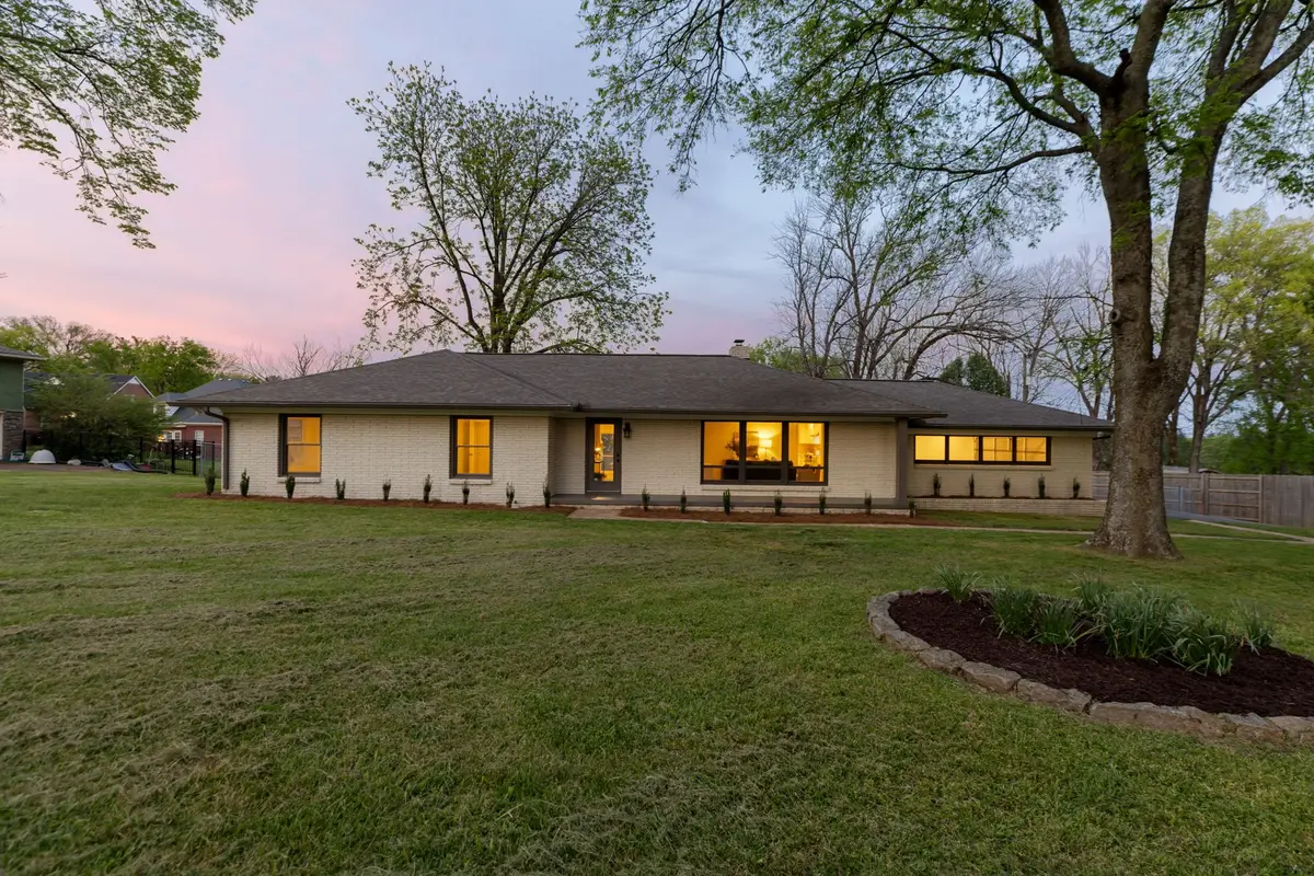 305 Shepherd Hills Dr, Madison, TN 37115 - #1