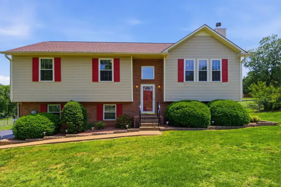 206 Brookhaven Dr, Columbia, TN 38401 - #2