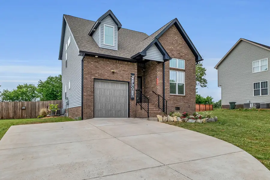 208 Freedom Dr, Portland, TN 37148 - #3