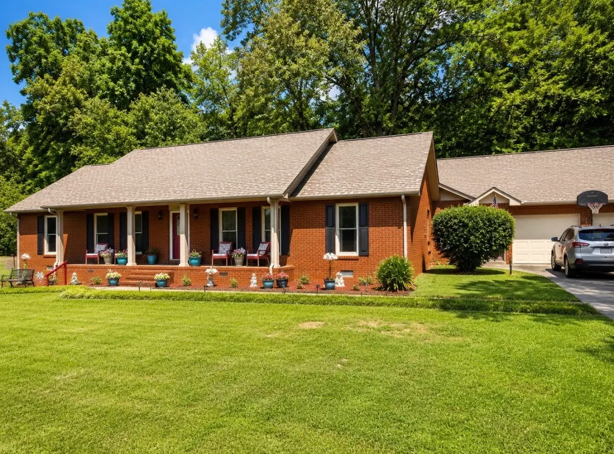 2117 Safe Haven Cir, Estill Springs, TN 37330 - #1