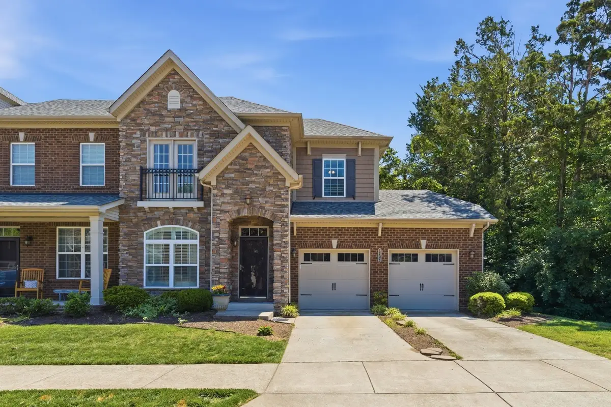 2106 Traemoor Village Ct, Nashville, TN 37209 - #1