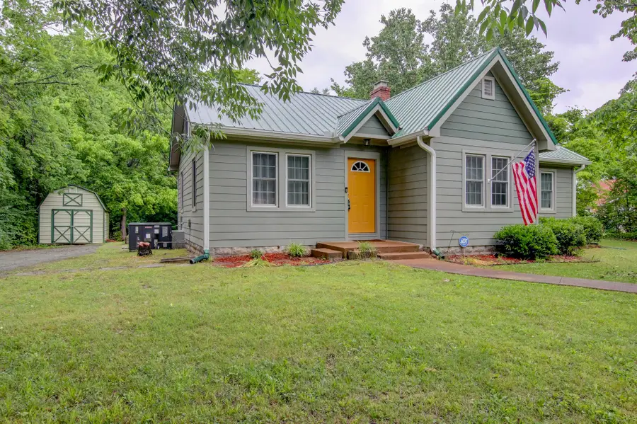 1115 Woodard St, Clarksville, TN 37040 - #2