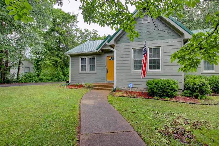 1115 Woodard St, Clarksville, TN 37040 - #3