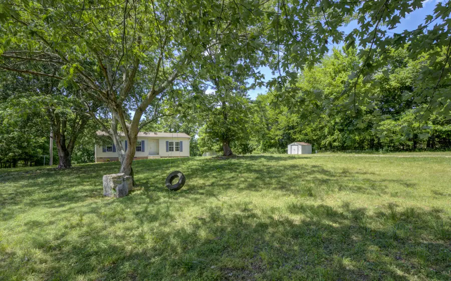 4630 York Landing Rd, Woodlawn, TN 37191 - #2