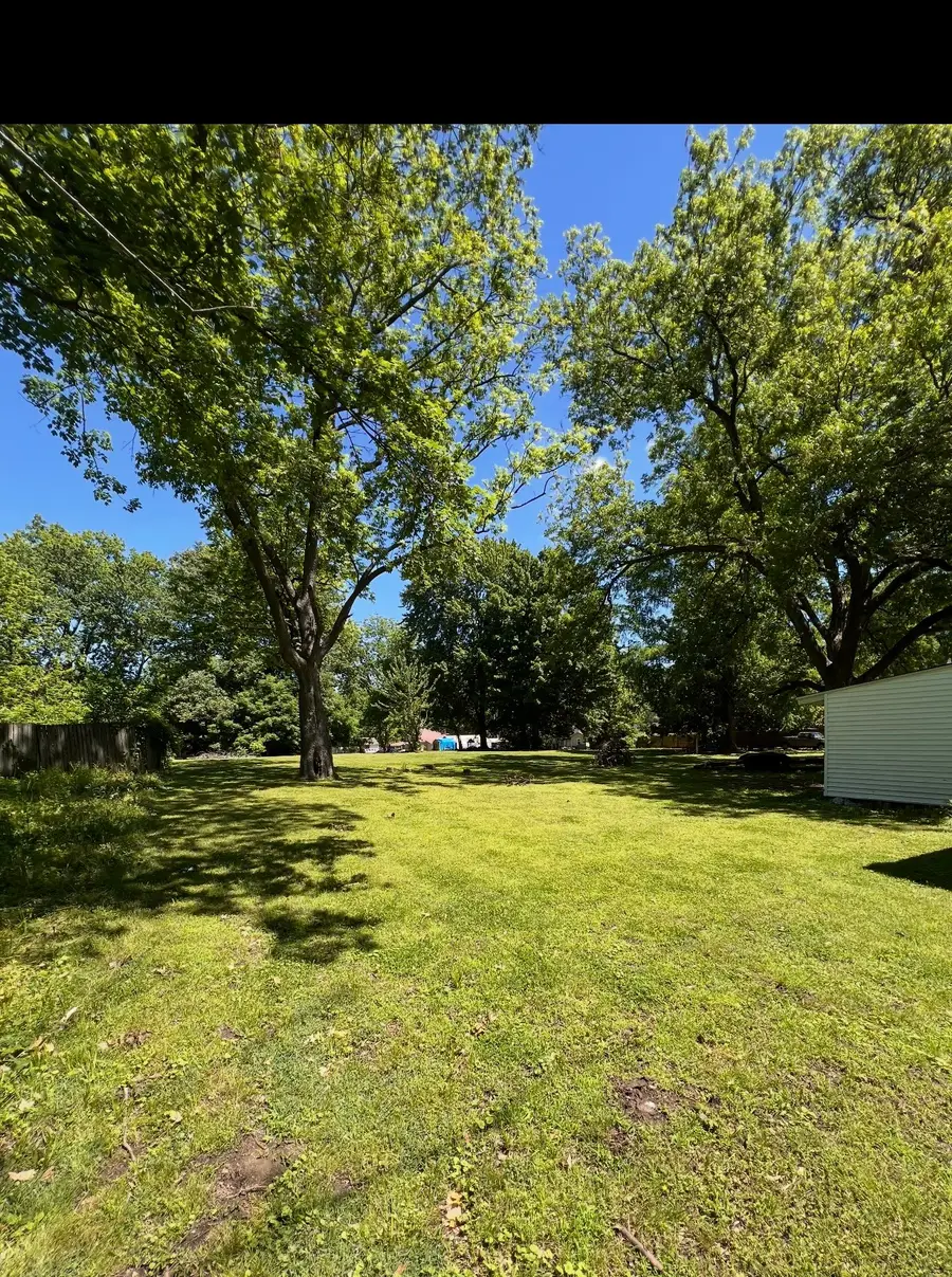 372 E Maple St, Dyer, TN 38330 - #3
