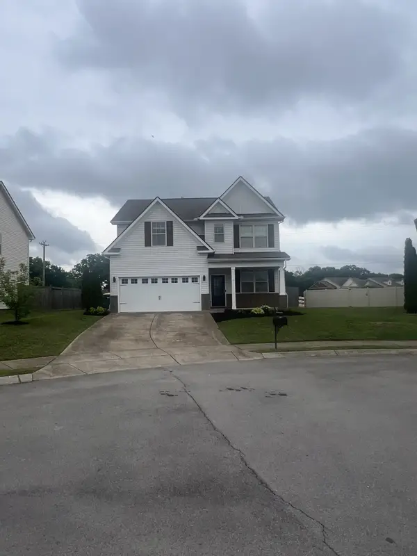 1008 Keeneland Dr, Spring Hill, TN 37174