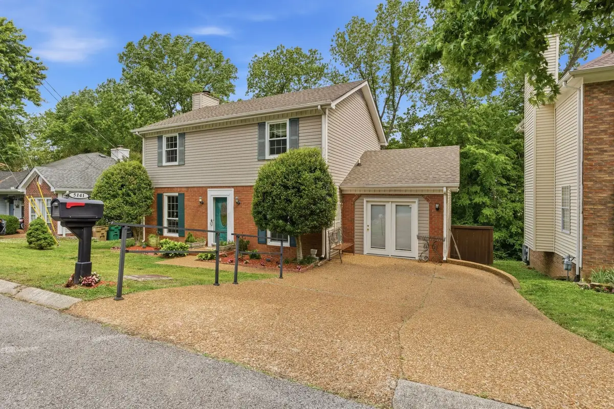 5141 English Village Dr, Nashville, TN 37211 - #1