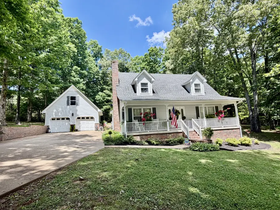 1051 Alex Dr, Lawrenceburg, TN 38464 - #2