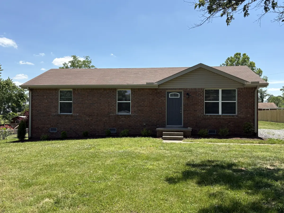 1513 Ridgewood Ct E, Gallatin, TN 37066 - #1