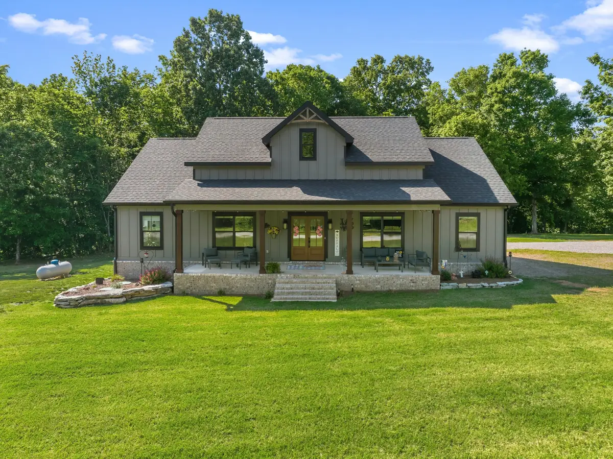 1144 Covenant Cove Ln, Bath Springs, TN 38311 - #1