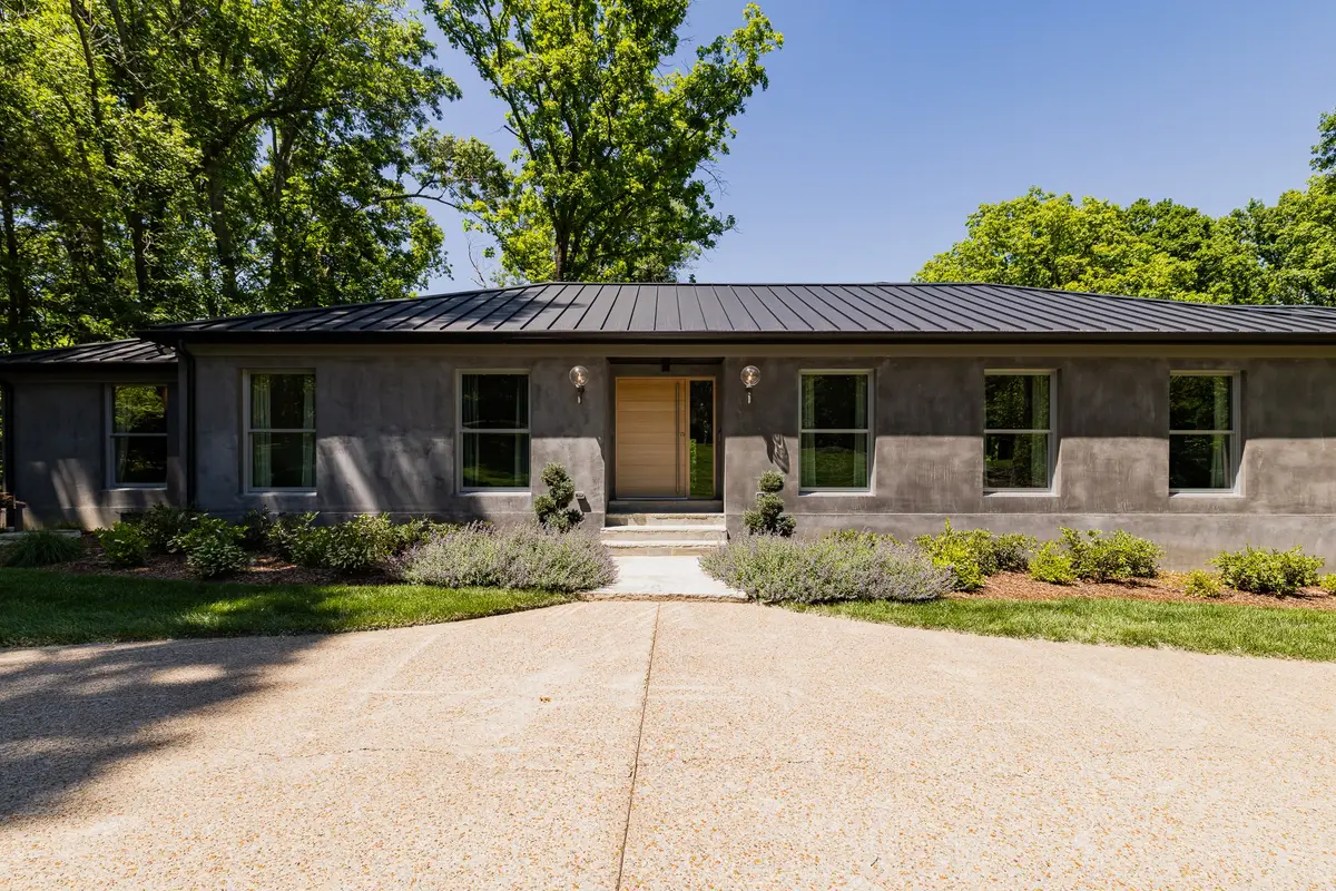 6003 Sherwood Dr, Nashville, TN 37215 - #1