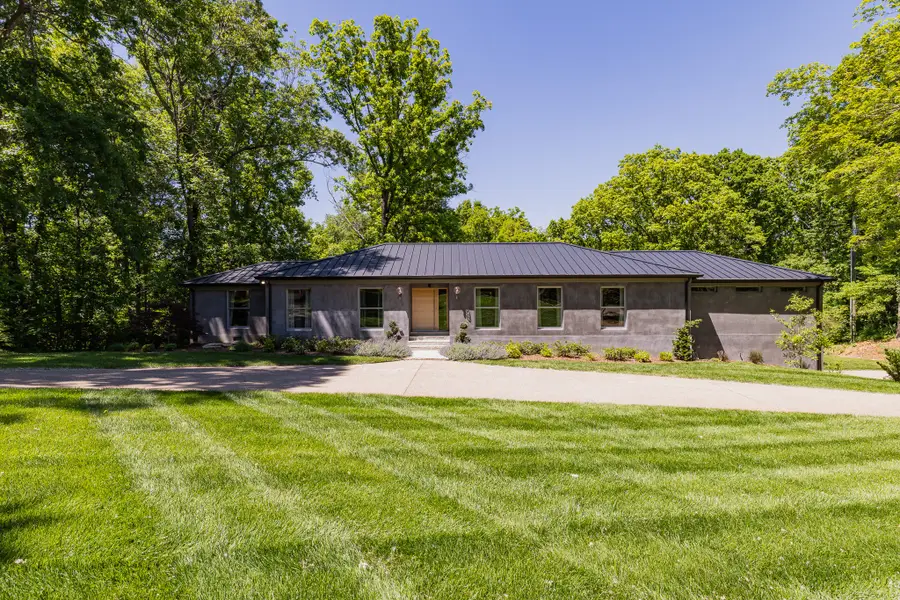 6003 Sherwood Dr, Nashville, TN 37215 - #2