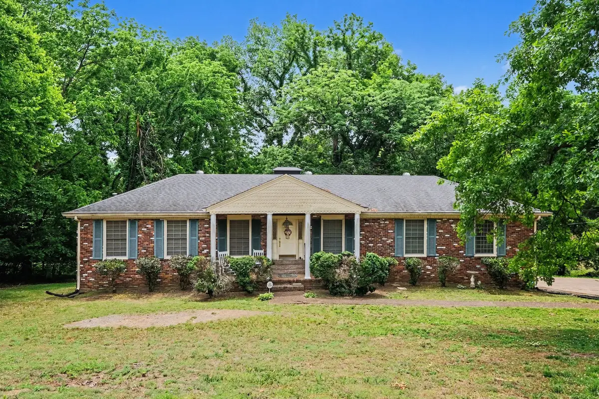 900 Plateau Pkwy, Nashville, TN 37205 - #1