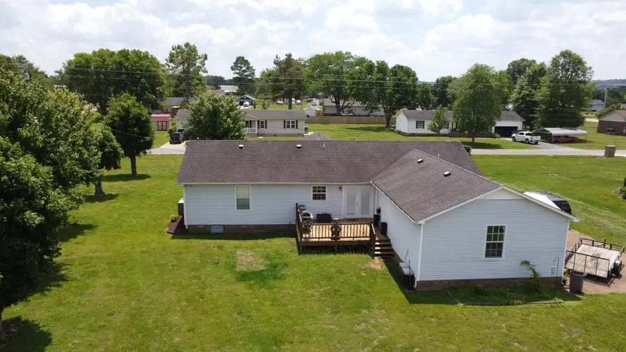 1325 Horseshoe Dr, Lewisburg, TN 37091 - #3