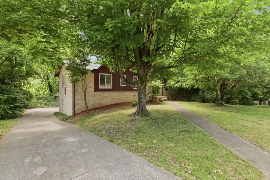 4912 Olivia Dr, Antioch, TN 37013 - #2