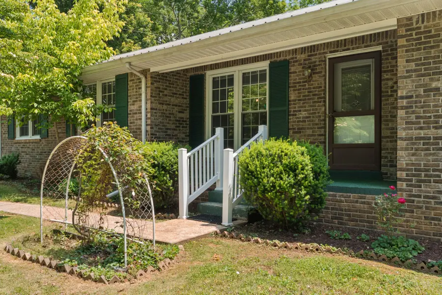 8904 Pinewood Rd, Lyles, TN 37098 - #3