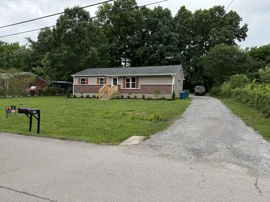 666 Jackson Ave, Lewisburg, TN 37091 - #2