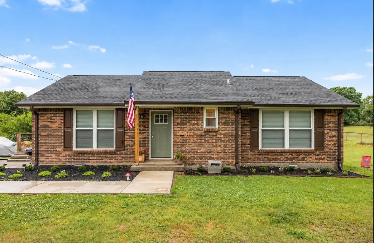 1046 Eastside Rd, Ashland City, TN 37015 - #1
