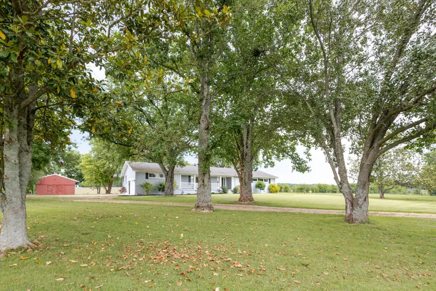 540 Snell Rd, Shelbyville, TN 37160 - #3