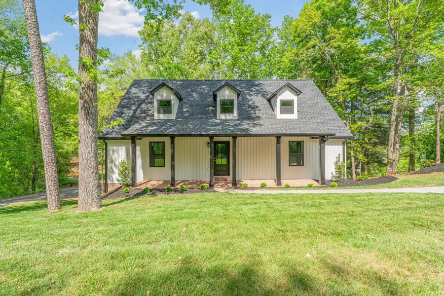 1512 Brentwood Drive, Athens, TN 37303 - #2