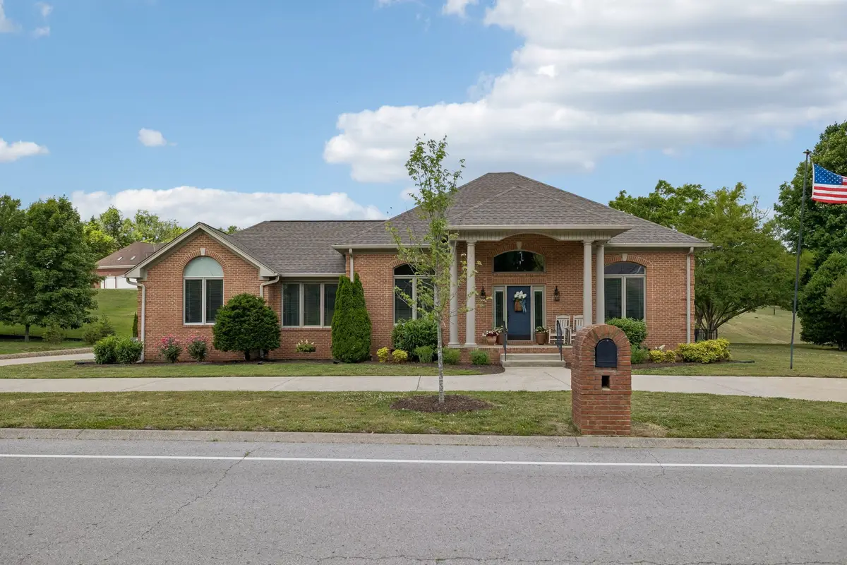 516 Lexington Dr, Lebanon, TN 37087 - #1