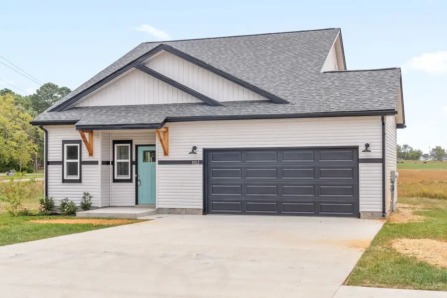2725 Brewster Dr, Clarksville, TN 37042 - #2