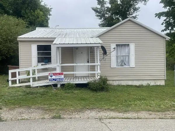 263 Reeves St, Lexington, TN 38351