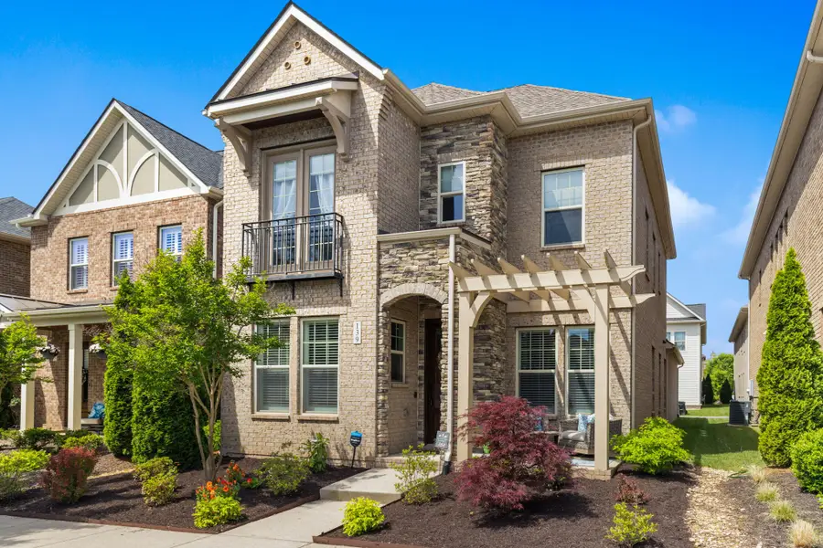139 Benjamin Ln, Hendersonville, TN 37075 - #2