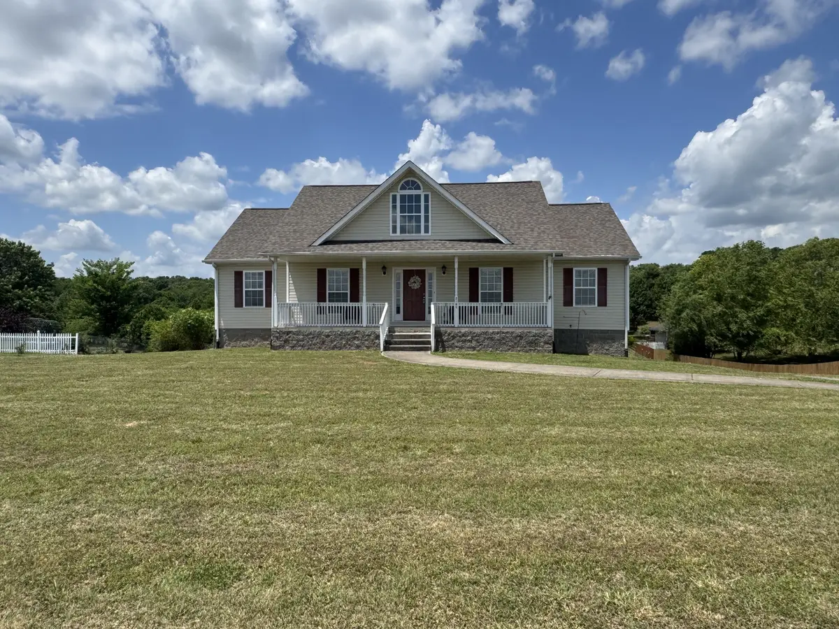 2195 Chester Harris Rd, Woodlawn, TN 37191 - #1