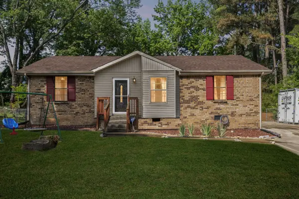 1282 Slayden Cir, Clarksville, TN 37040