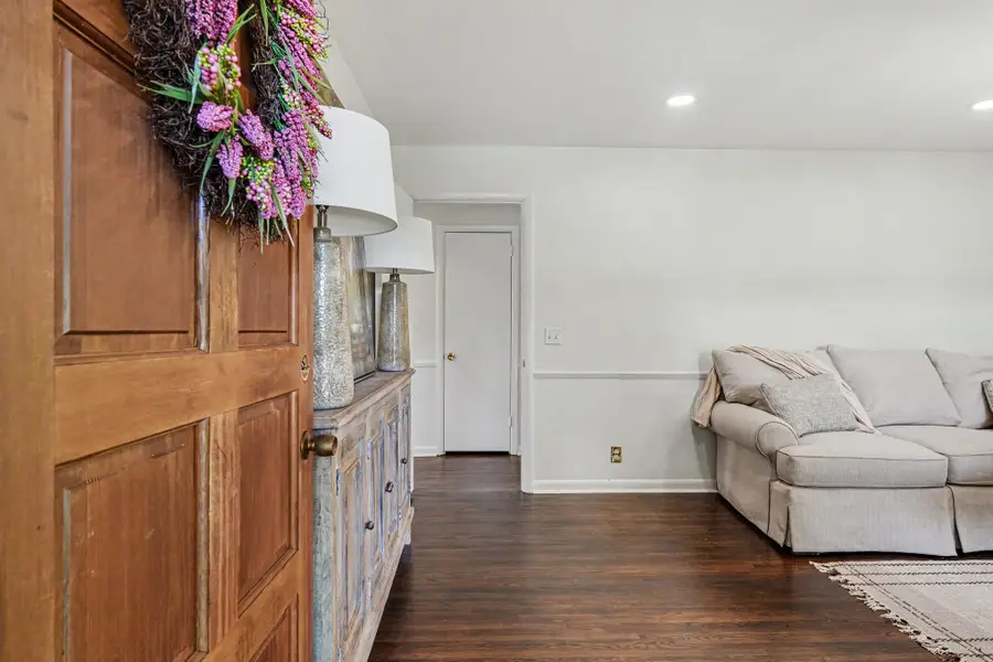 1908 Pinehurst Dr, Nashville, TN 37216 - #3